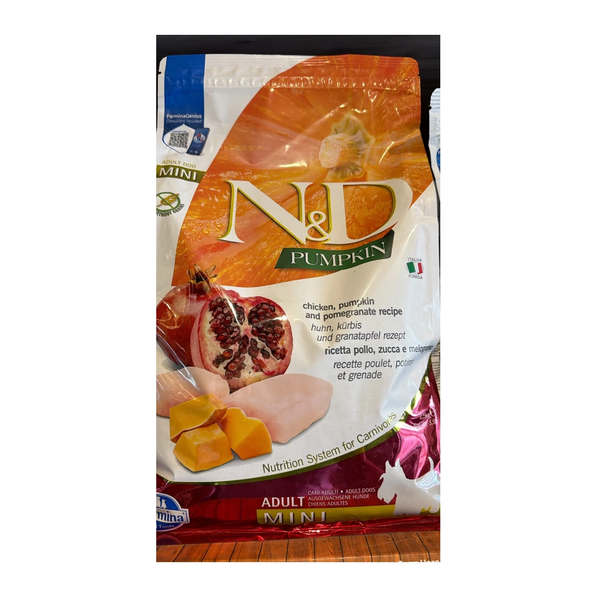 N&D Pumpkin Adult Mini Chicken, Pumpkin & Pomegranate 2.5kg